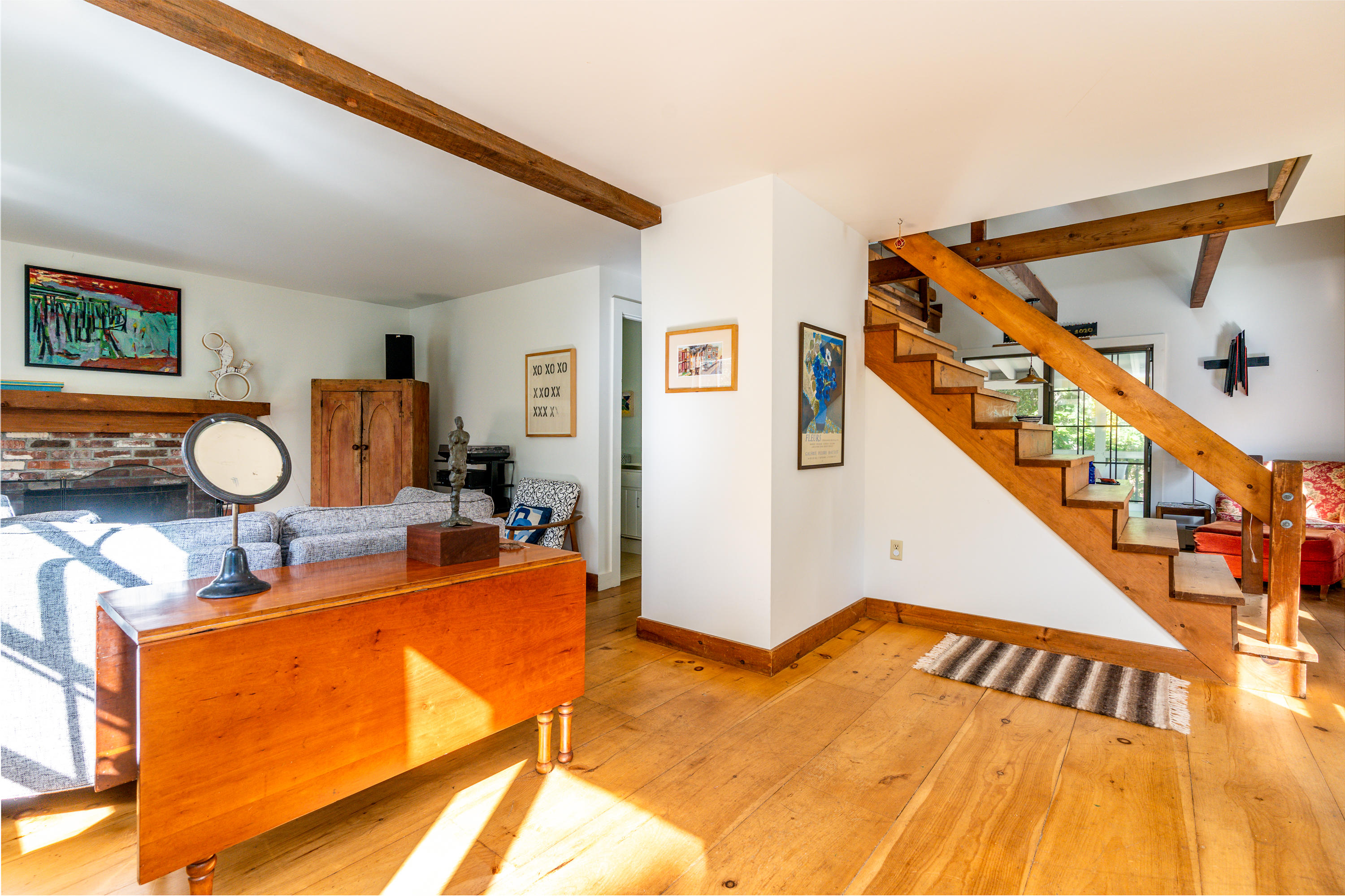 16 Meadow View Wellfleet, MA 02667 - Photo 6 of 36 a view of a living room and bathroom