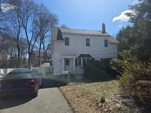 $899,000 | 279 Osgood Street, North Andover, MA 01845