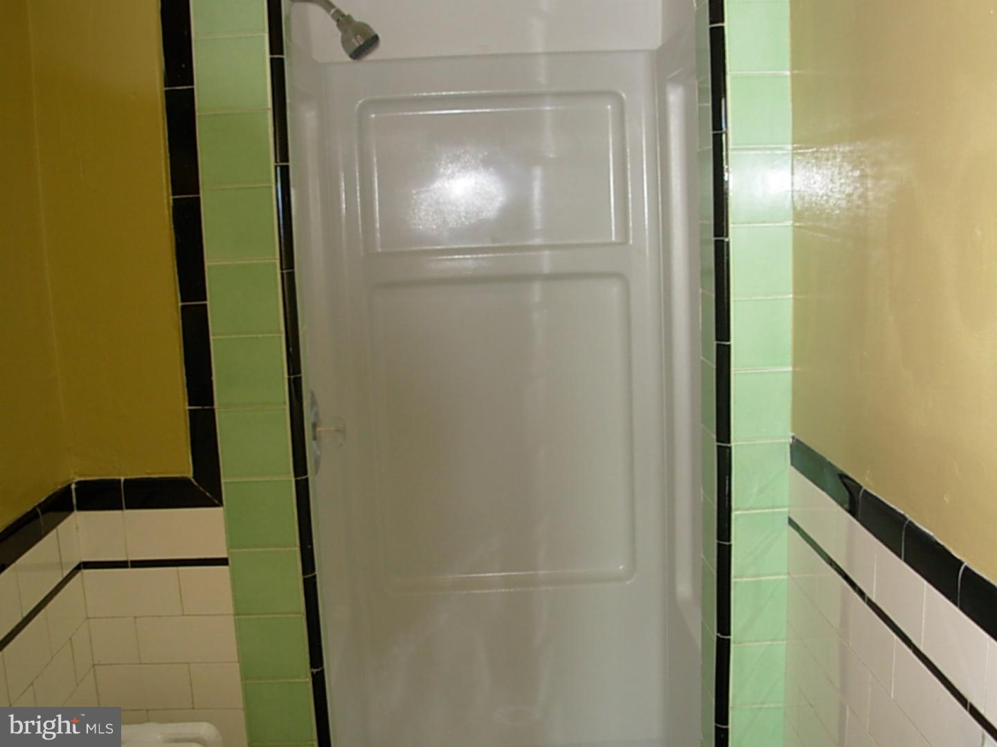 280 Copley Road Upper Darby, PA 19082 - Photo 9 of 16 Bathroom