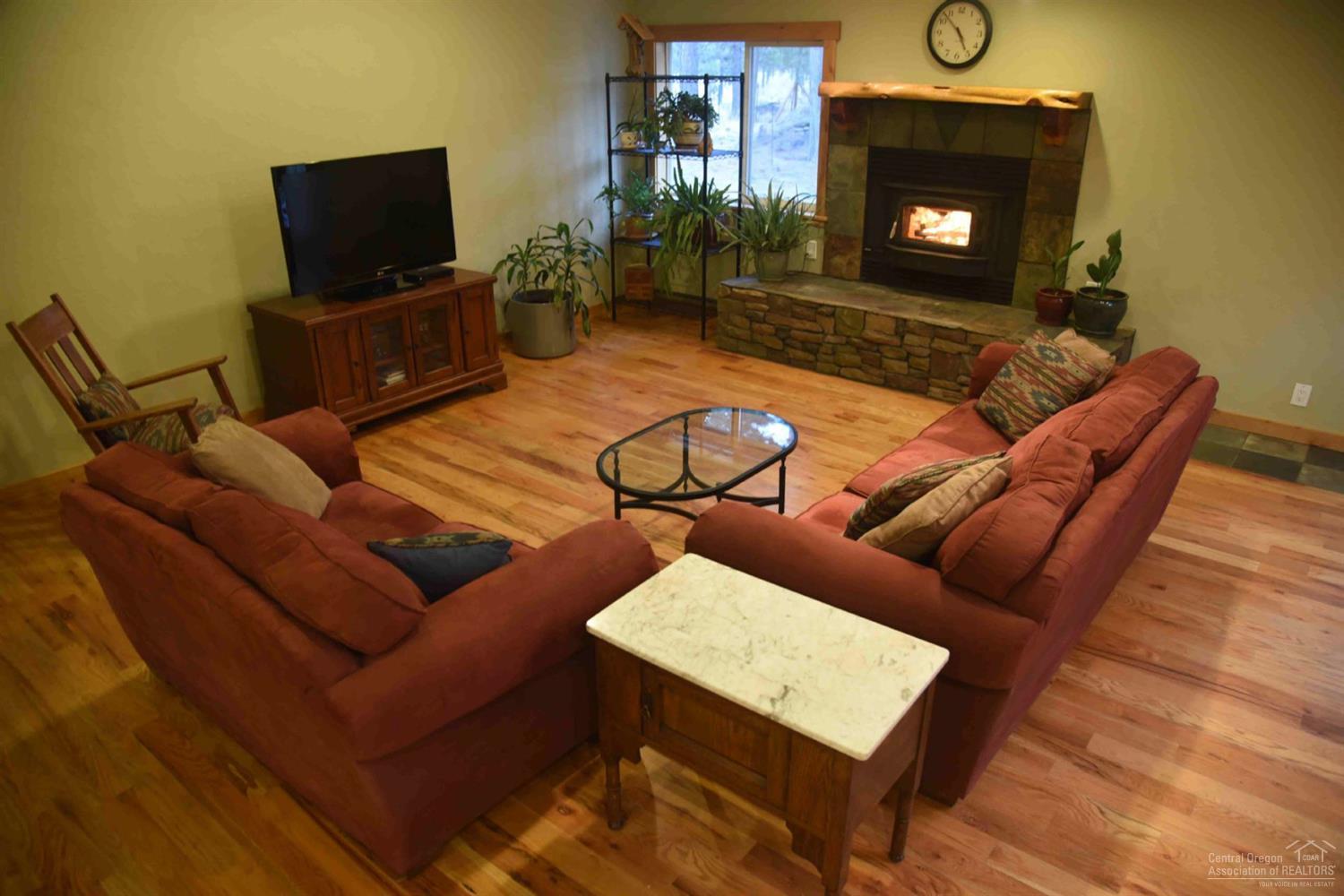 16933 Sacramento Road Bend, OR 97707 - Photo 3 of 10 Additional Photo