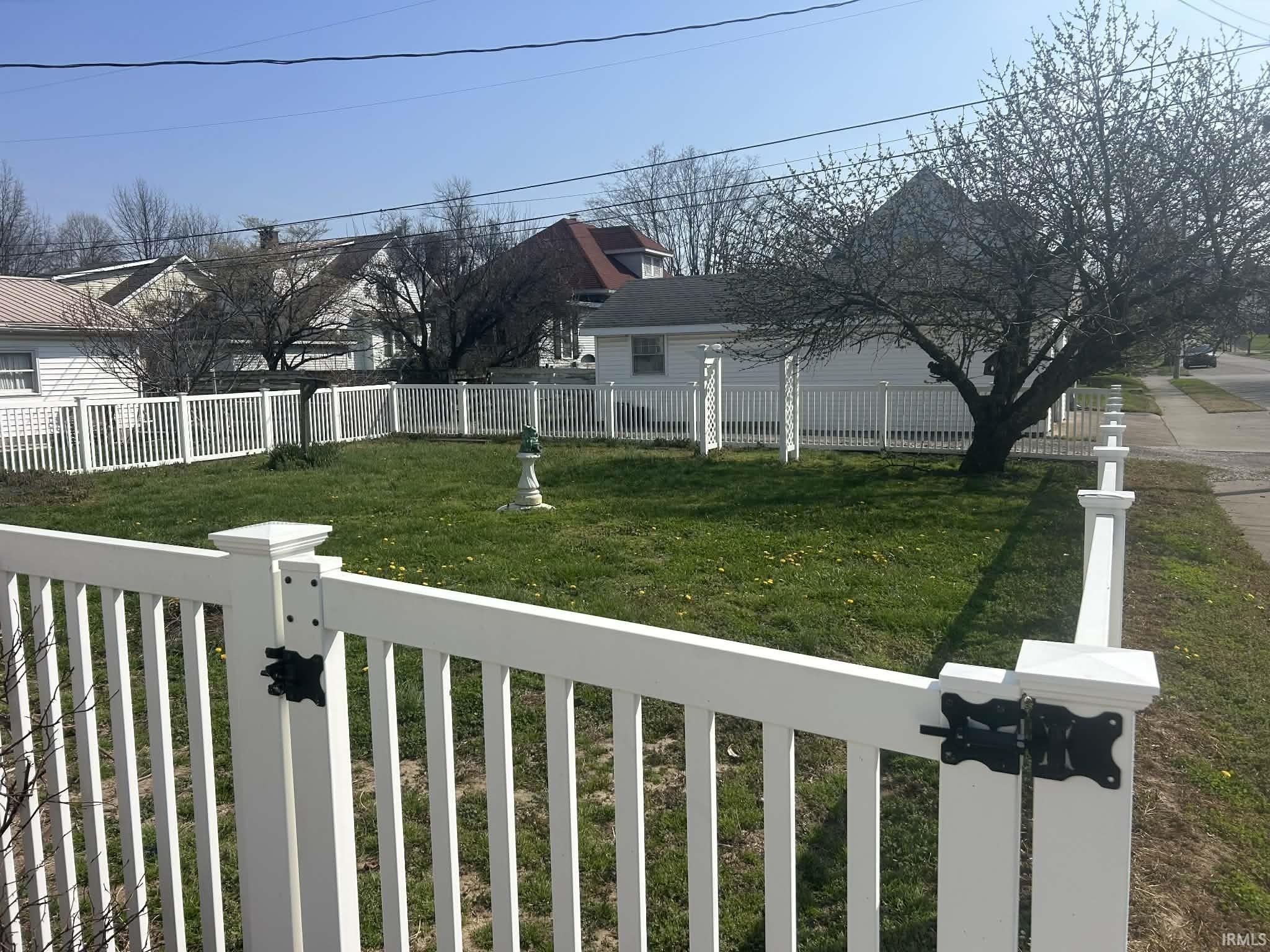 400 Northwest 1st Street Washington, IN 47501 - Photo 24 of 25