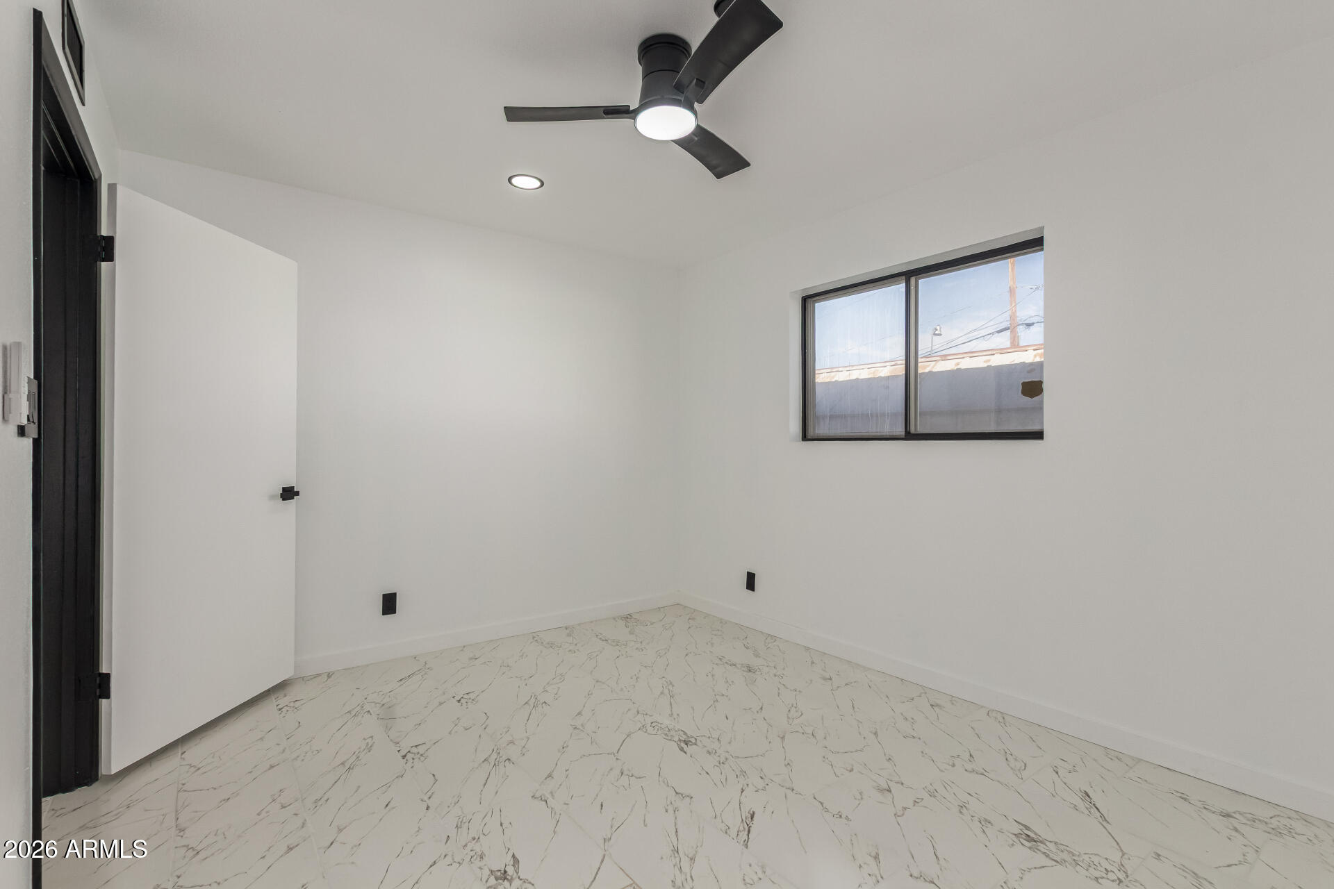 3001 West Ocotillo Road Phoenix, AZ 85017 - Photo 29 of 42 a view of an empty room