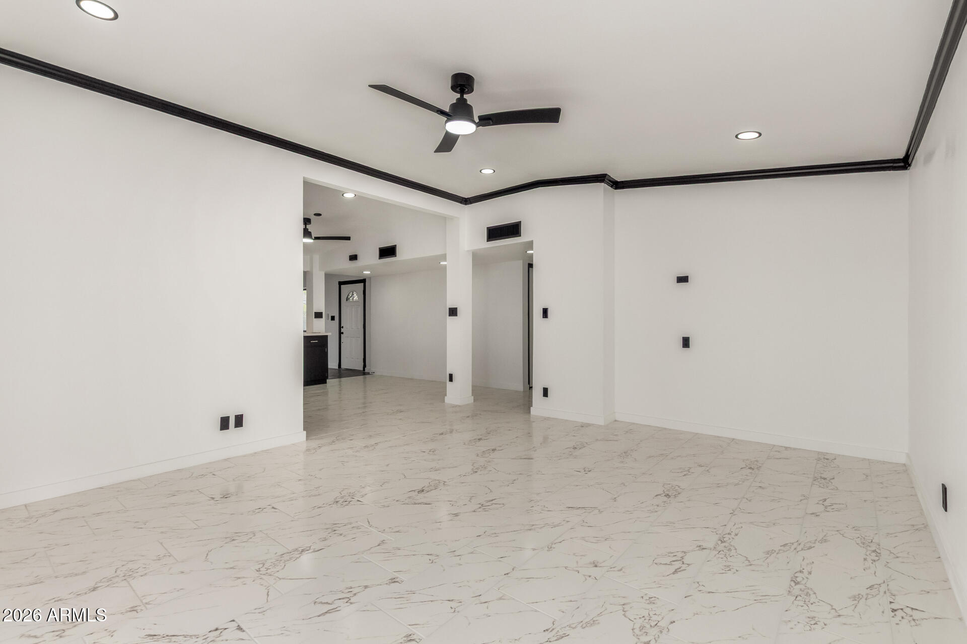 3001 West Ocotillo Road Phoenix, AZ 85017 - Photo 10 of 42 a view of an empty room