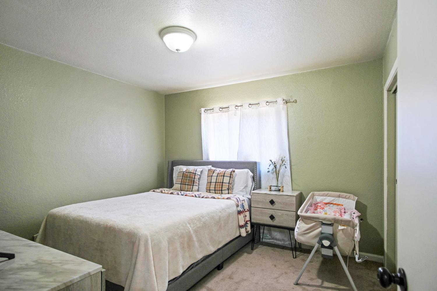 7638 Walnut Avenue Winton, CA 95388 - Photo 11 of 26