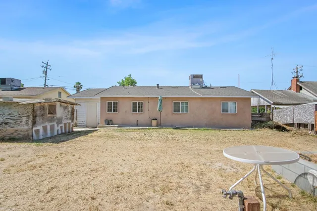 $329,999 | 7638 Walnut Avenue, Winton, CA 95388