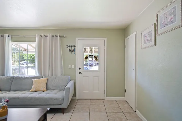 $329,999 | 7638 Walnut Avenue, Winton, CA 95388