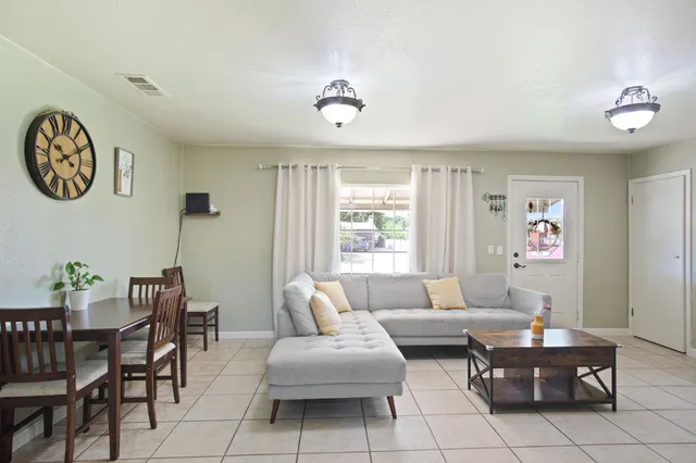 $329,999 | 7638 Walnut Avenue, Winton, CA 95388