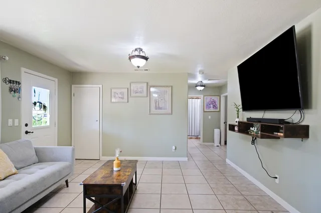 $329,999 | 7638 Walnut Avenue, Winton, CA 95388