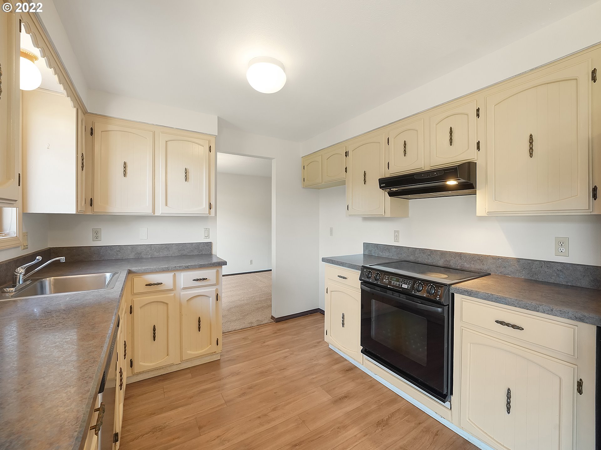 20300 South Ferguson Road Oregon City, OR 97045 - Photo 11 of 32