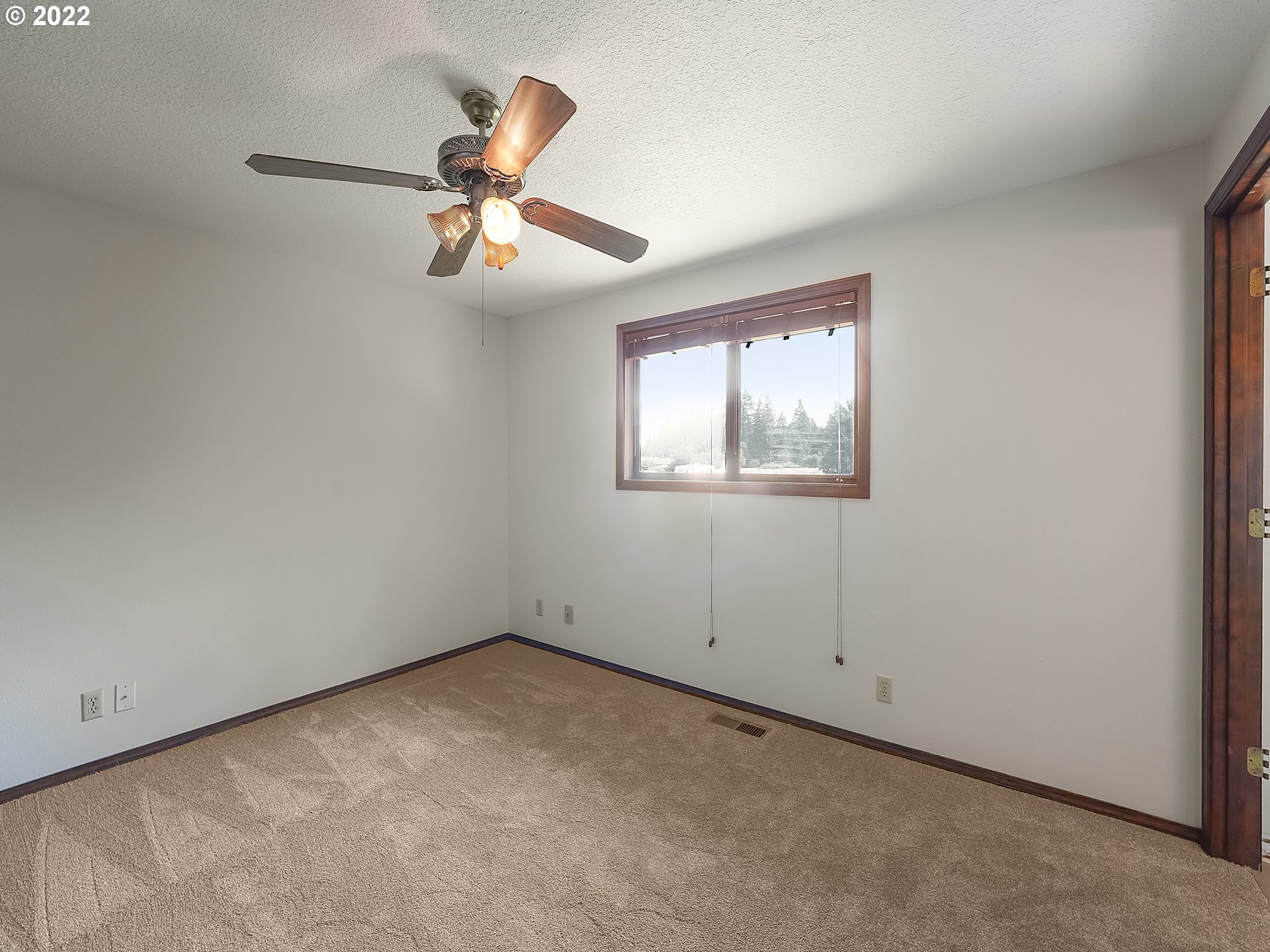 20300 South Ferguson Road Oregon City, OR 97045 - Photo 14 of 32