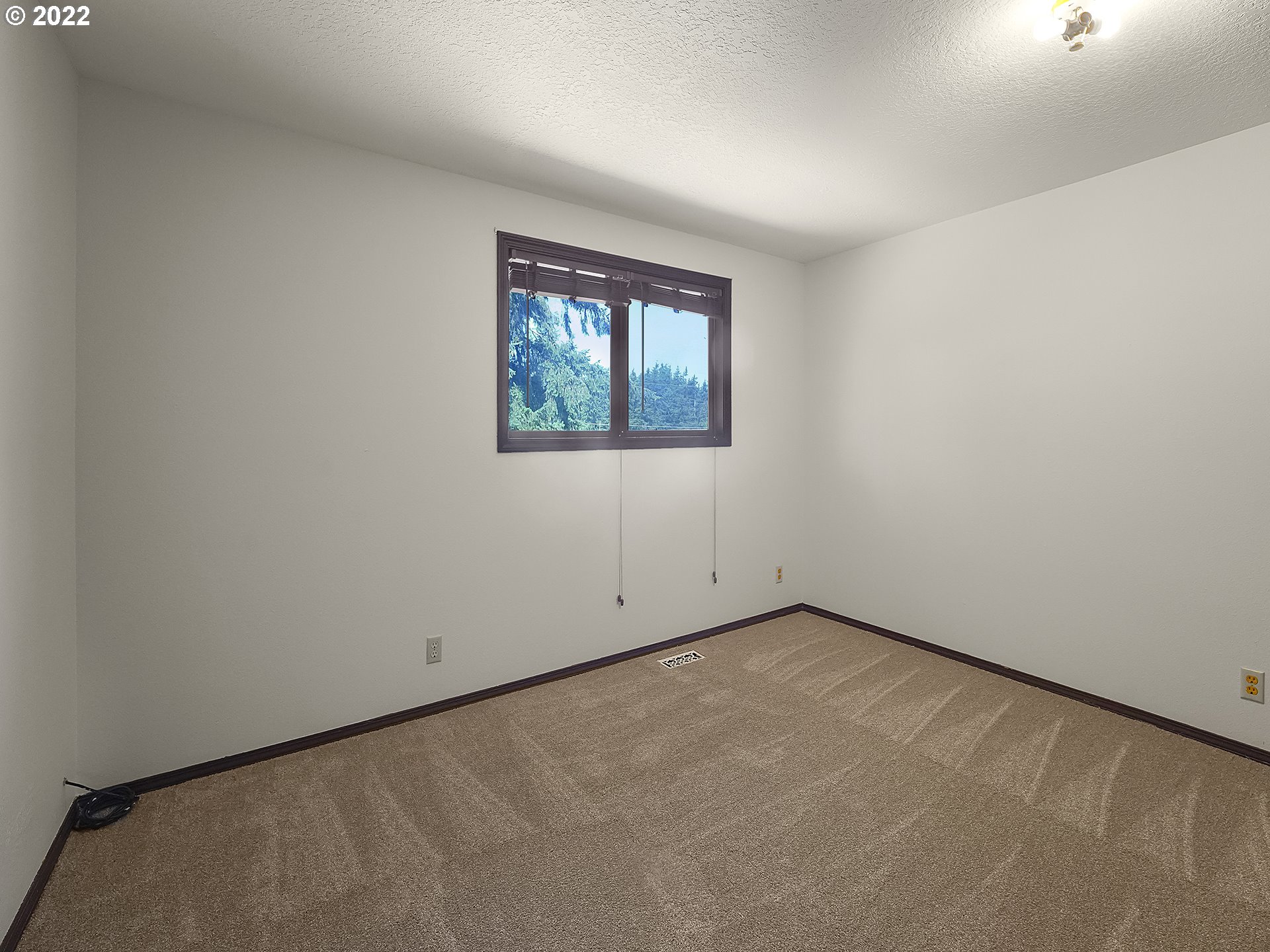 20300 South Ferguson Road Oregon City, OR 97045 - Photo 16 of 32