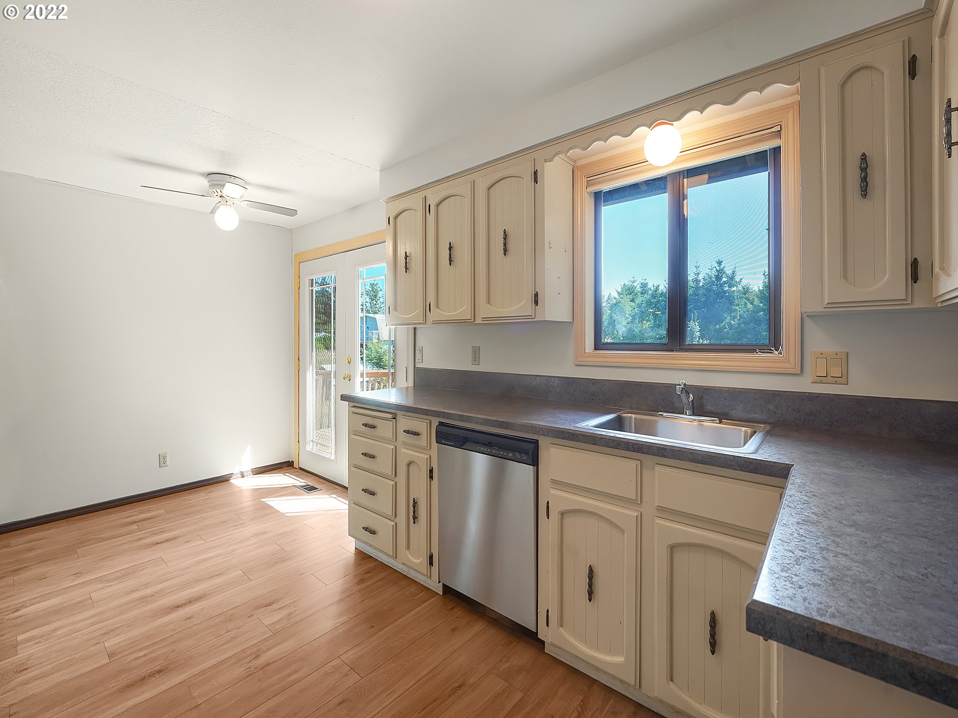 20300 South Ferguson Road Oregon City, OR 97045 - Photo 10 of 32