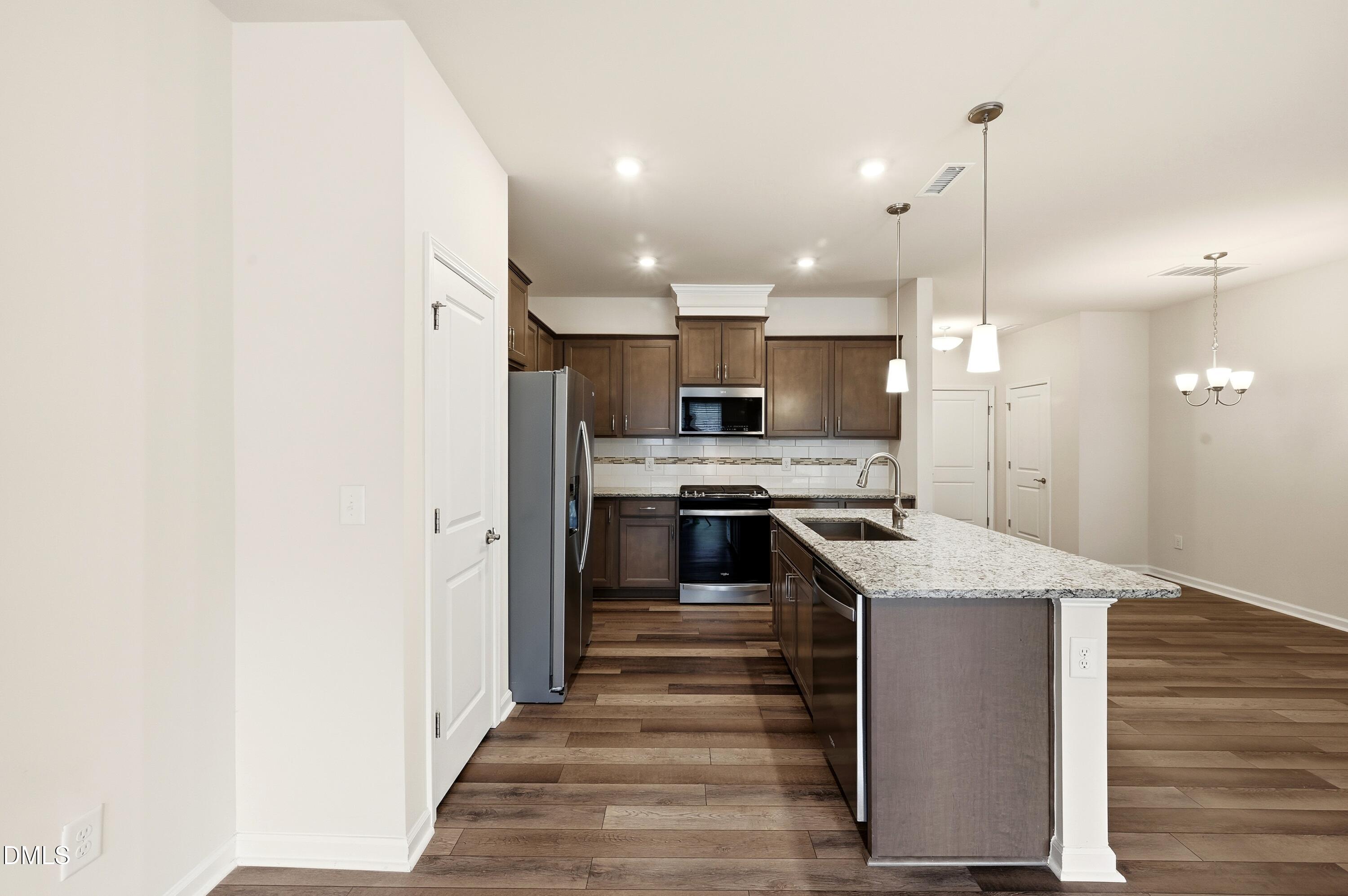 446 White Oak Ridge Drive Garner, NC 27529 - Photo 8 of 43 Kitchen