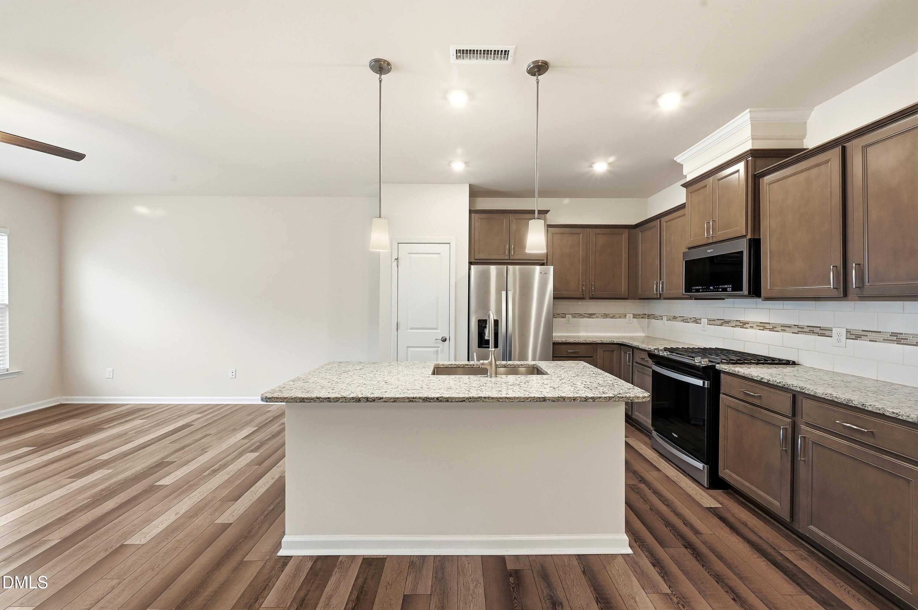 446 White Oak Ridge Drive Garner, NC 27529 - Photo 7 of 43 Kitchen