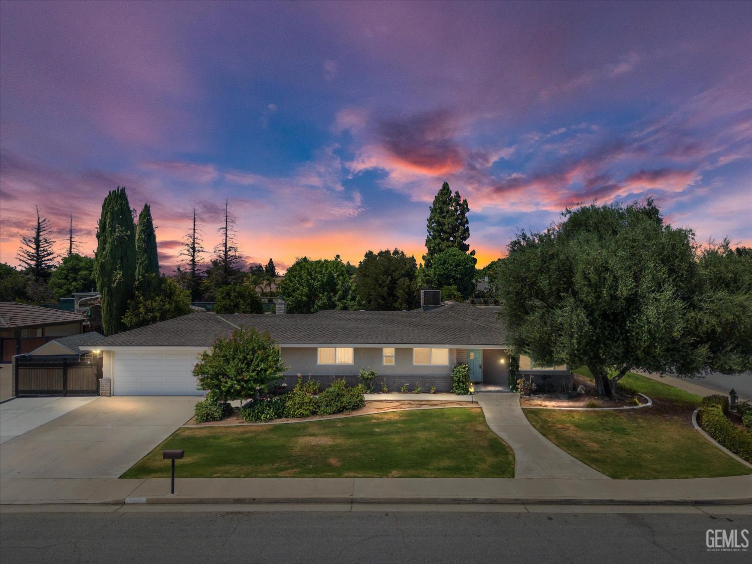 Undisclosed Address Bakersfield, CA 93308 - Photo 15 of 50