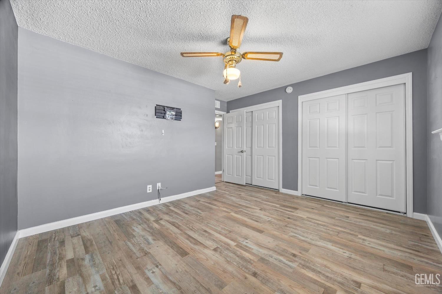 Undisclosed Address Bakersfield, CA 93308 - Photo 39 of 50 a view of an empty room and window