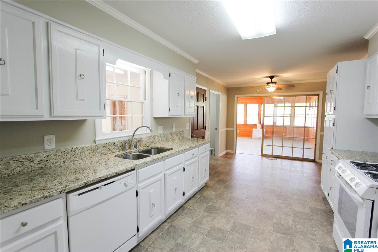 1016 Sand Rock Road Anniston, AL 36207 - Photo 9 of 33
