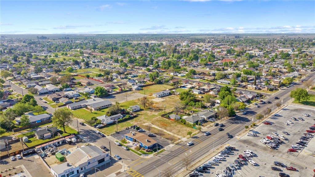 271 South Lemoore Avenue Lemoore, CA 93245 - Photo 11 of 16