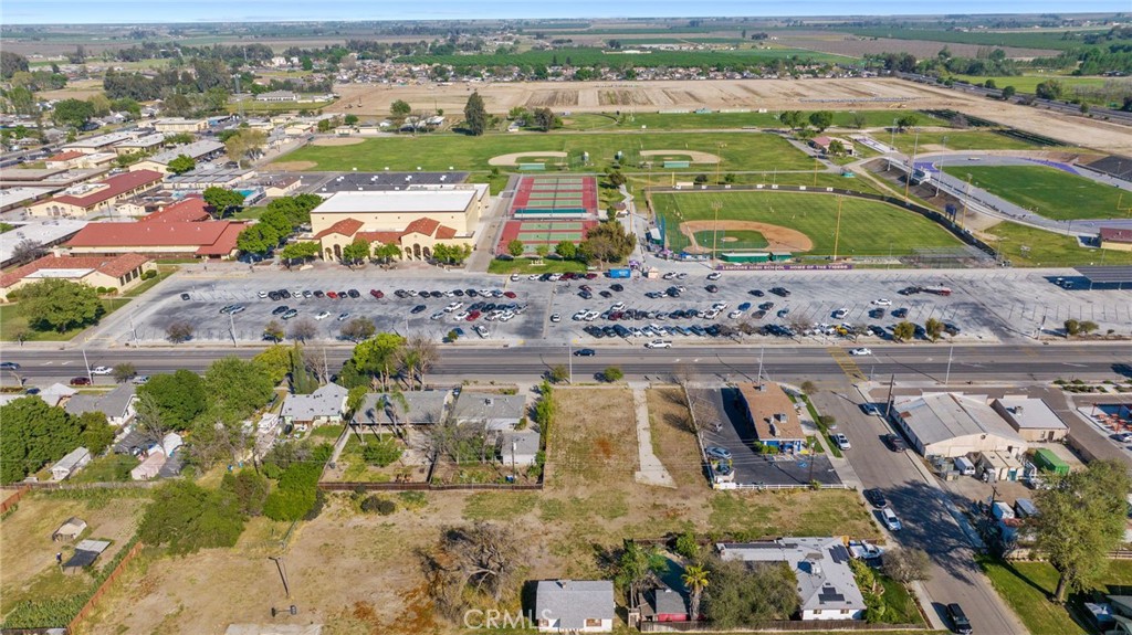 271 South Lemoore Avenue Lemoore, CA 93245 - Photo 13 of 16