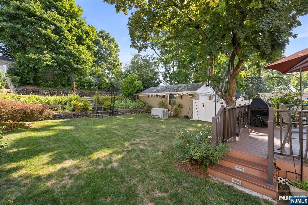 99 Lynwood Road Verona, NJ 07044 - Photo 27 of 30