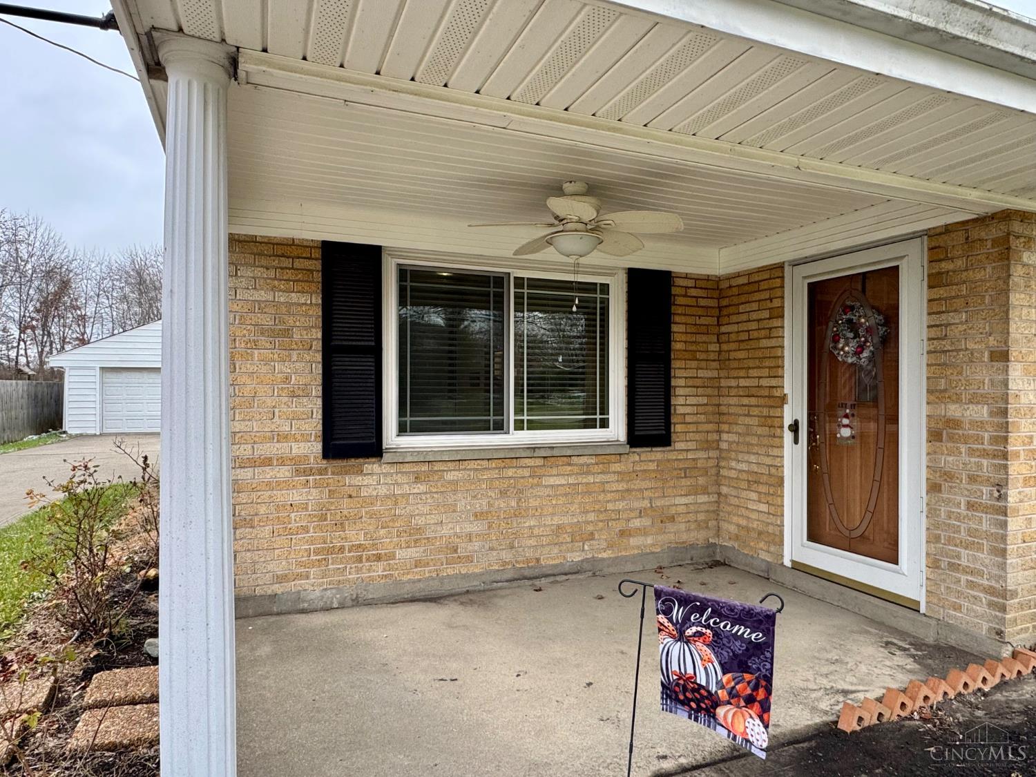 8611 Butler Warren Road West Chester, OH 45069 - Photo 3 of 71 Gallery Image 3