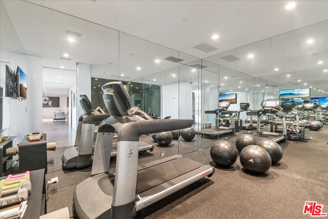 1620 Carla Ridge Beverly Hills, CA 90210 - Photo 34 of 42