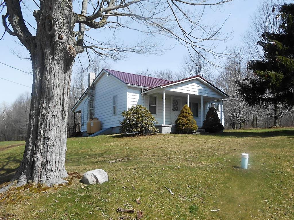 21462 Hunter Road Meadville, PA 16335 - Photo 1 of 1