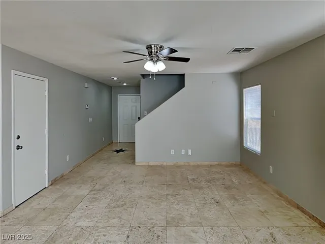 $1,629 | 1251 Golden Apple Street, Las Vegas, NV 89142