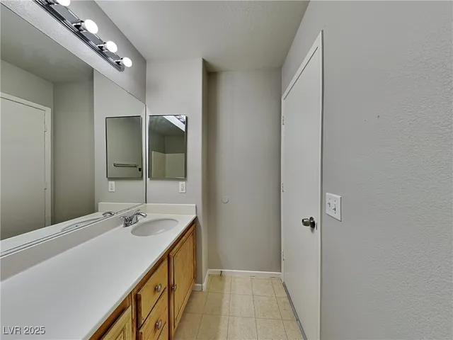 $1,629 | 1251 Golden Apple Street, Las Vegas, NV 89142