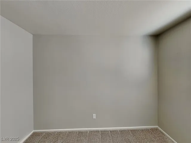 $1,629 | 1251 Golden Apple Street, Las Vegas, NV 89142