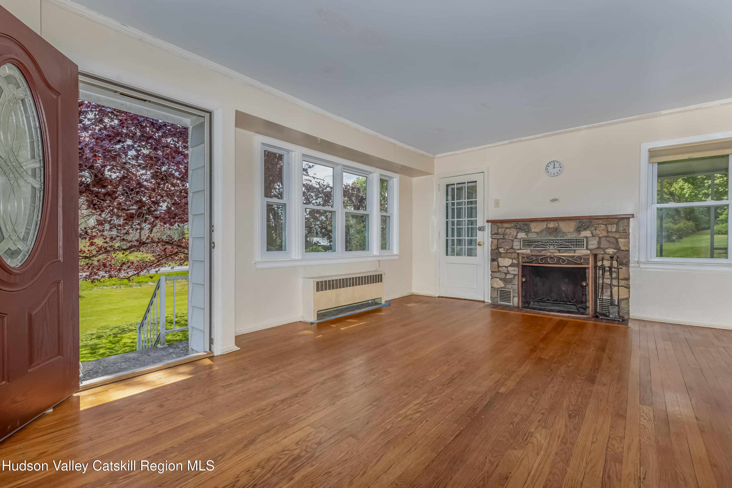 3988 Highway 209 Stone Ridge, NY 12484 - Photo 7 of 32 3988_US209_05-04-26-8699