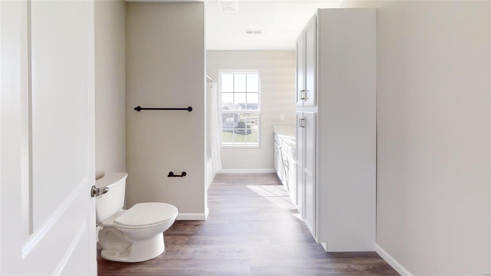 612 Eisenhower Boulevard Troy, IL 62294 - Photo 14 of 20