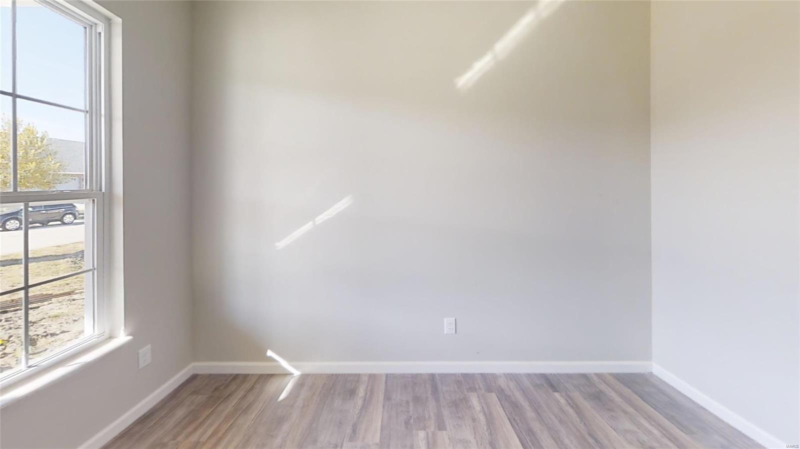 612 Eisenhower Boulevard Troy, IL 62294 - Photo 10 of 20