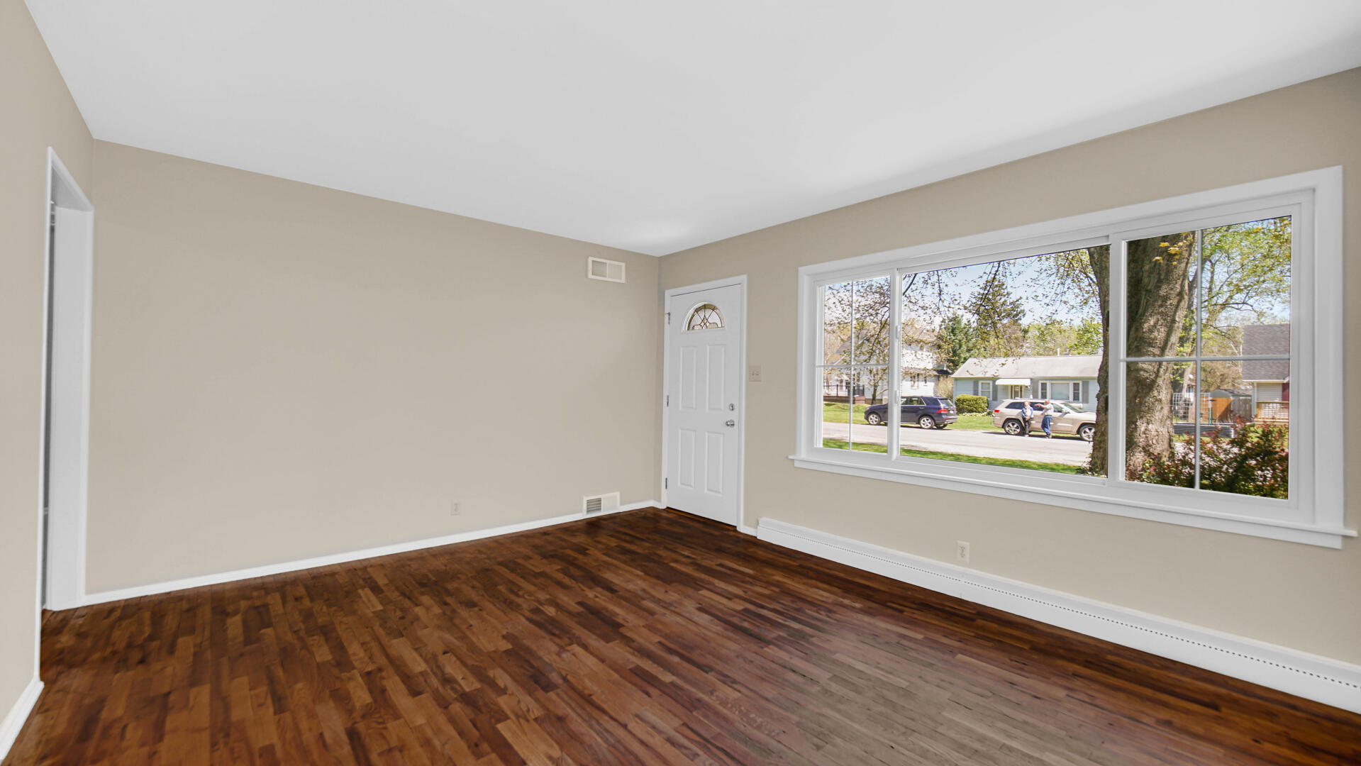 410 South 12th Street Chesterton, IN 46304 - Photo 4 of 28 1919x1080