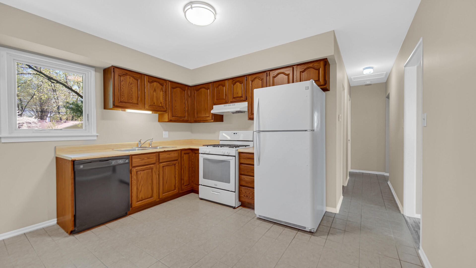 410 South 12th Street Chesterton, IN 46304 - Photo 6 of 28 1919x1080