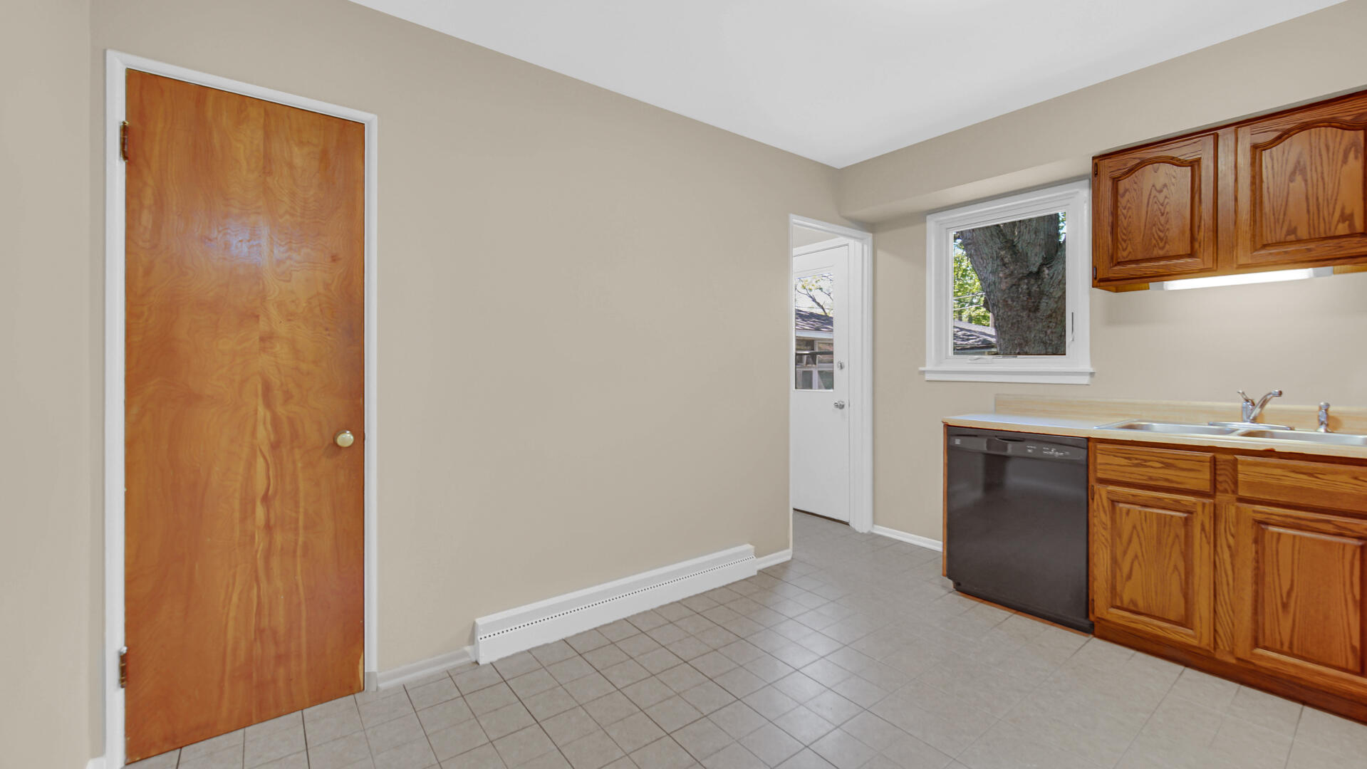 410 South 12th Street Chesterton, IN 46304 - Photo 8 of 28 1919x1080