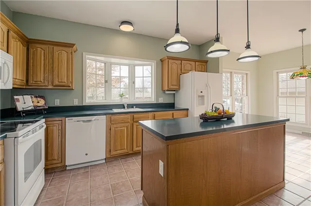 $300,000 | 921 South Denman Avenue, Chanute, KS 66720