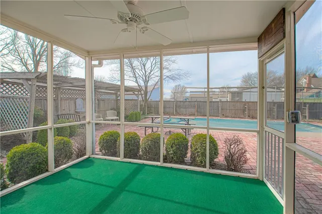 $300,000 | 921 South Denman Avenue, Chanute, KS 66720