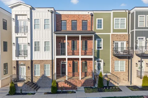 $2,700 | 424 Centre Street, Pleasant View, TN 37146