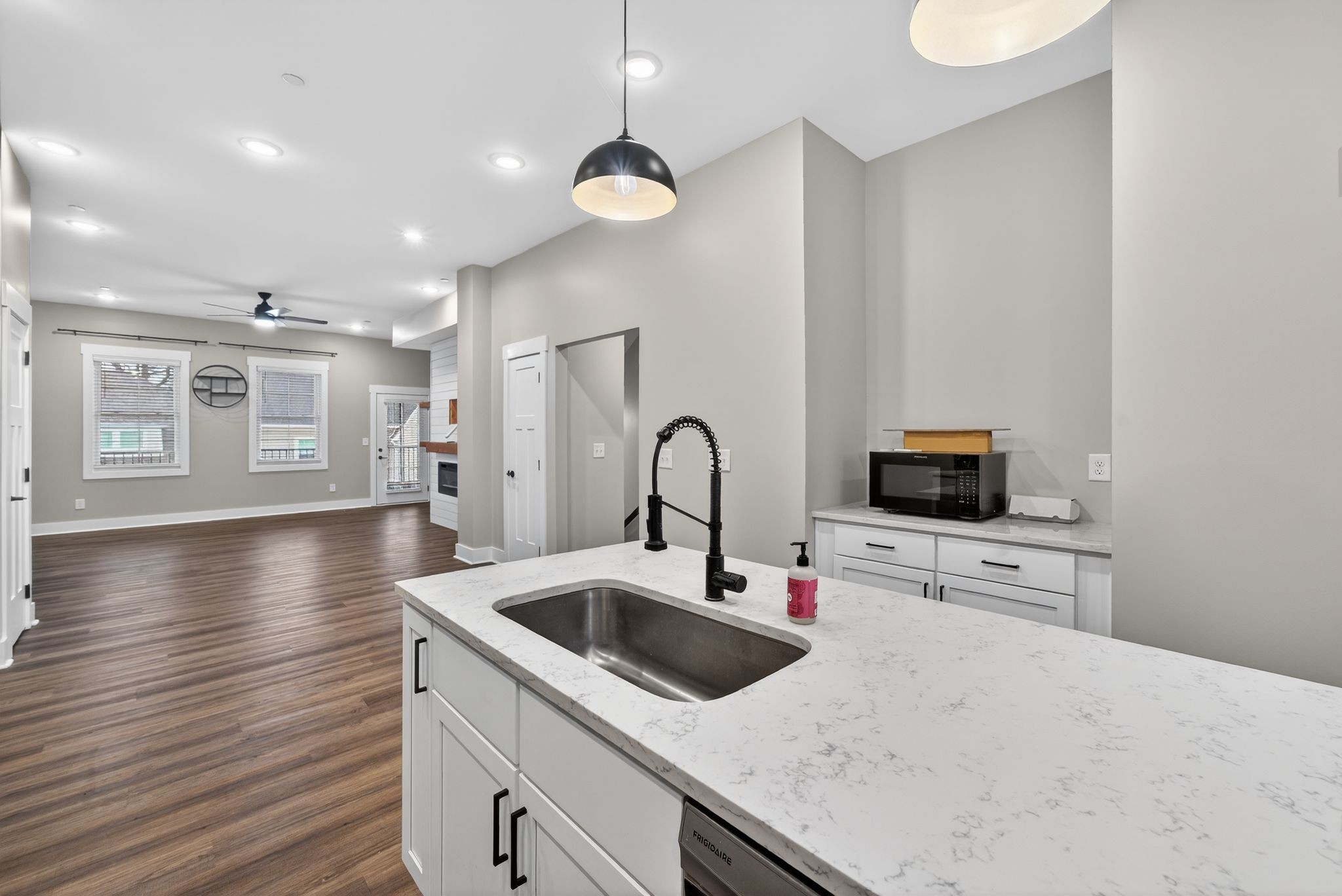 424 Centre Street Pleasant View, TN 37146 - Photo 13 of 36