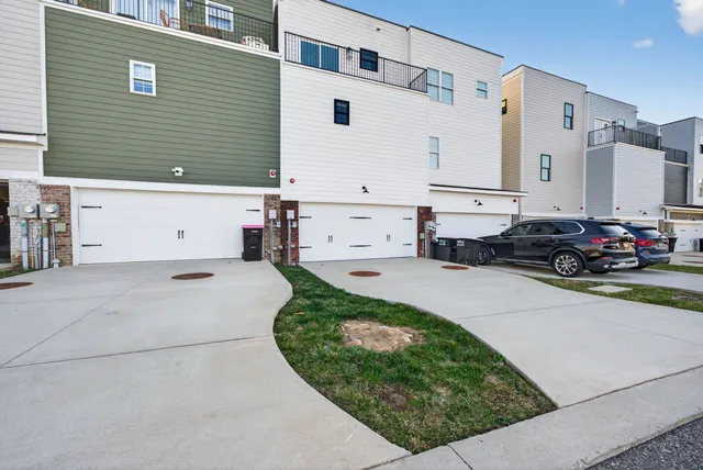 $2,700 | 424 Centre Street, Pleasant View, TN 37146