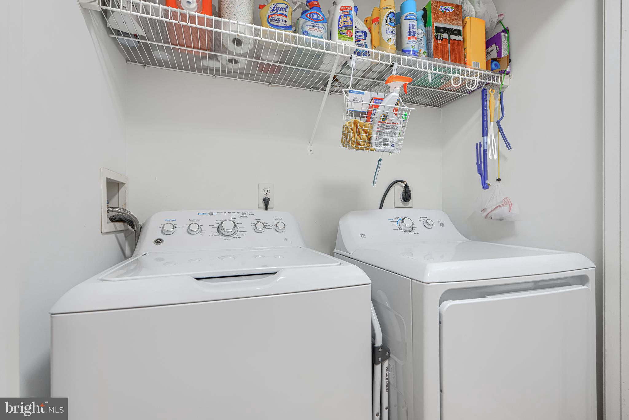 10765 Autumn Splendor Drive, Unit 52 Columbia, MD 21044 - Photo 11 of 29 Laundry off of kitchen