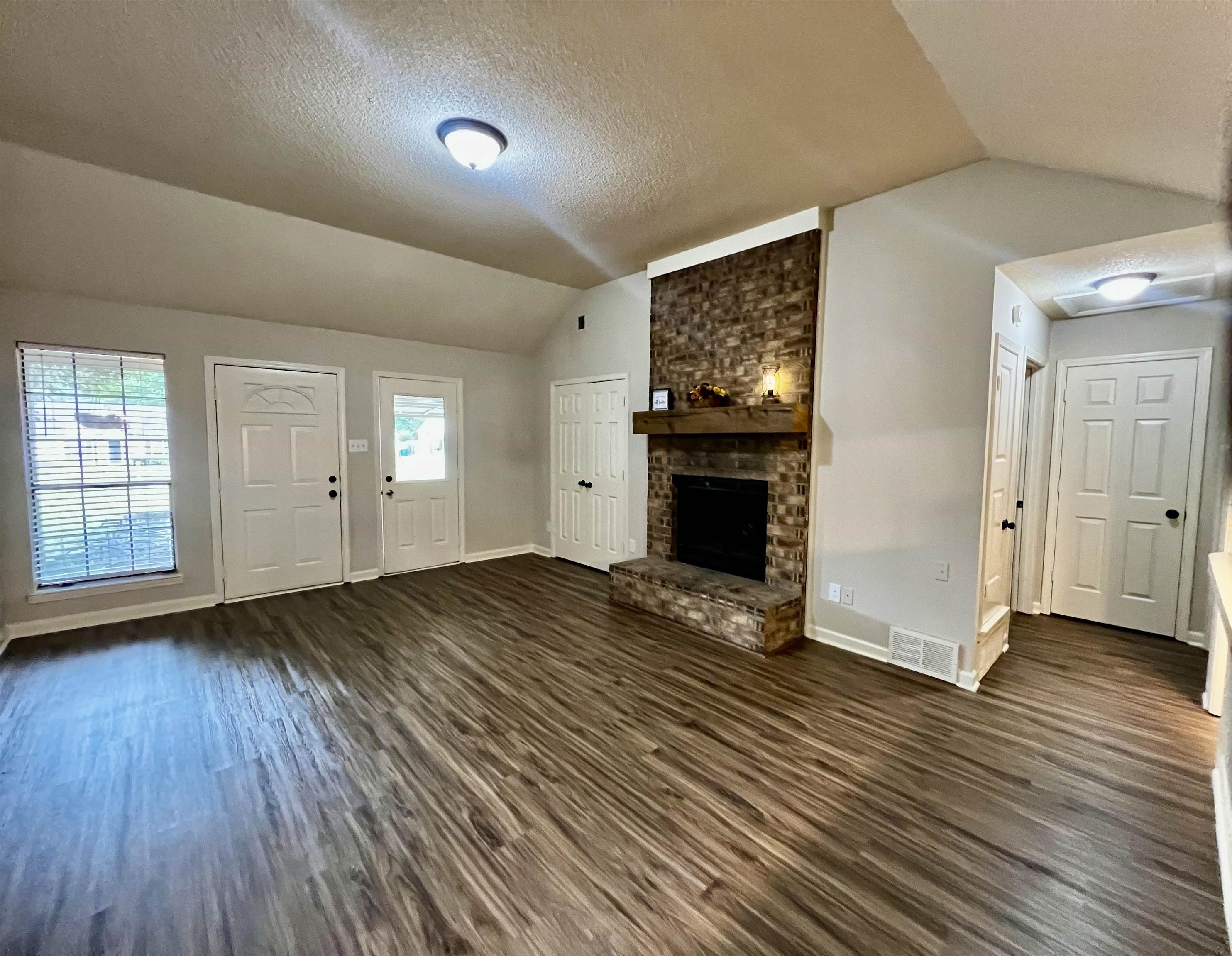 1340 Lagrange Downs Road Cordova, TN 38018 - Photo 9 of 23 Gallery Image 9