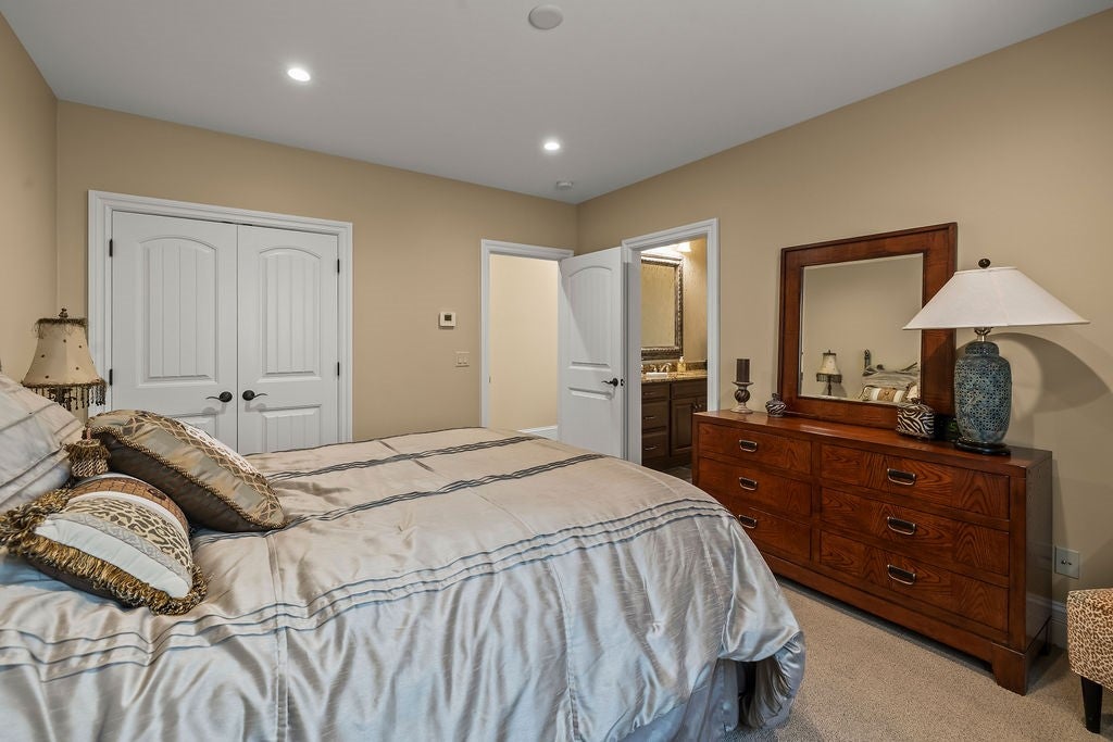 2550 Lake Reunion Parkway Decatur, IL 62521 - Photo 24 of 43 Gallery Image 24