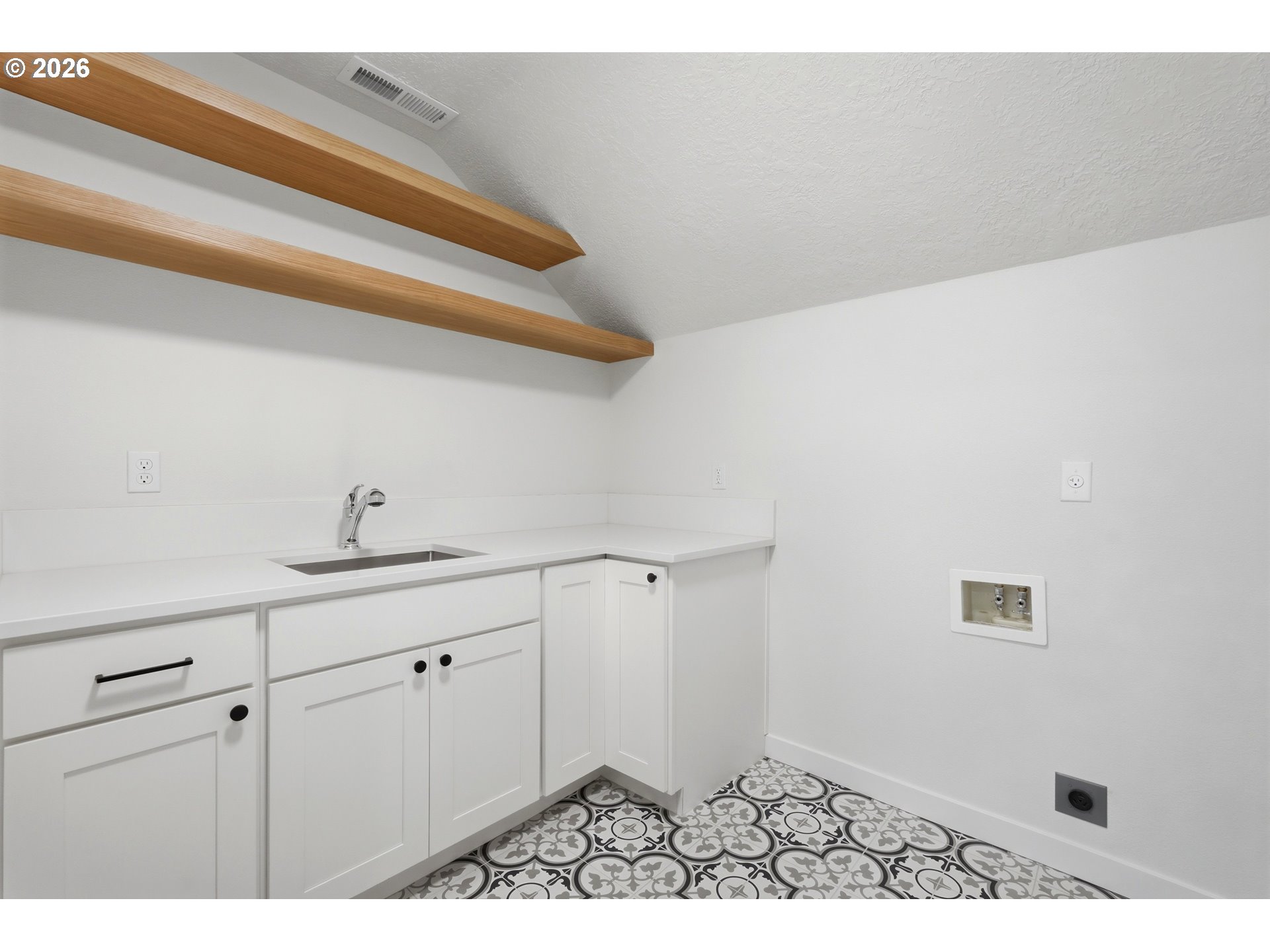 20220 Southwest Nancy Lane Beaverton, OR 97007 - Photo 30 of 45