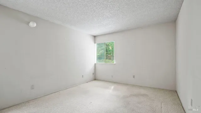 $419,000 | 2520 Lakeview Drive, Santa Rosa, CA 95405