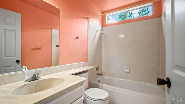 $419,000 | 2520 Lakeview Drive, Santa Rosa, CA 95405