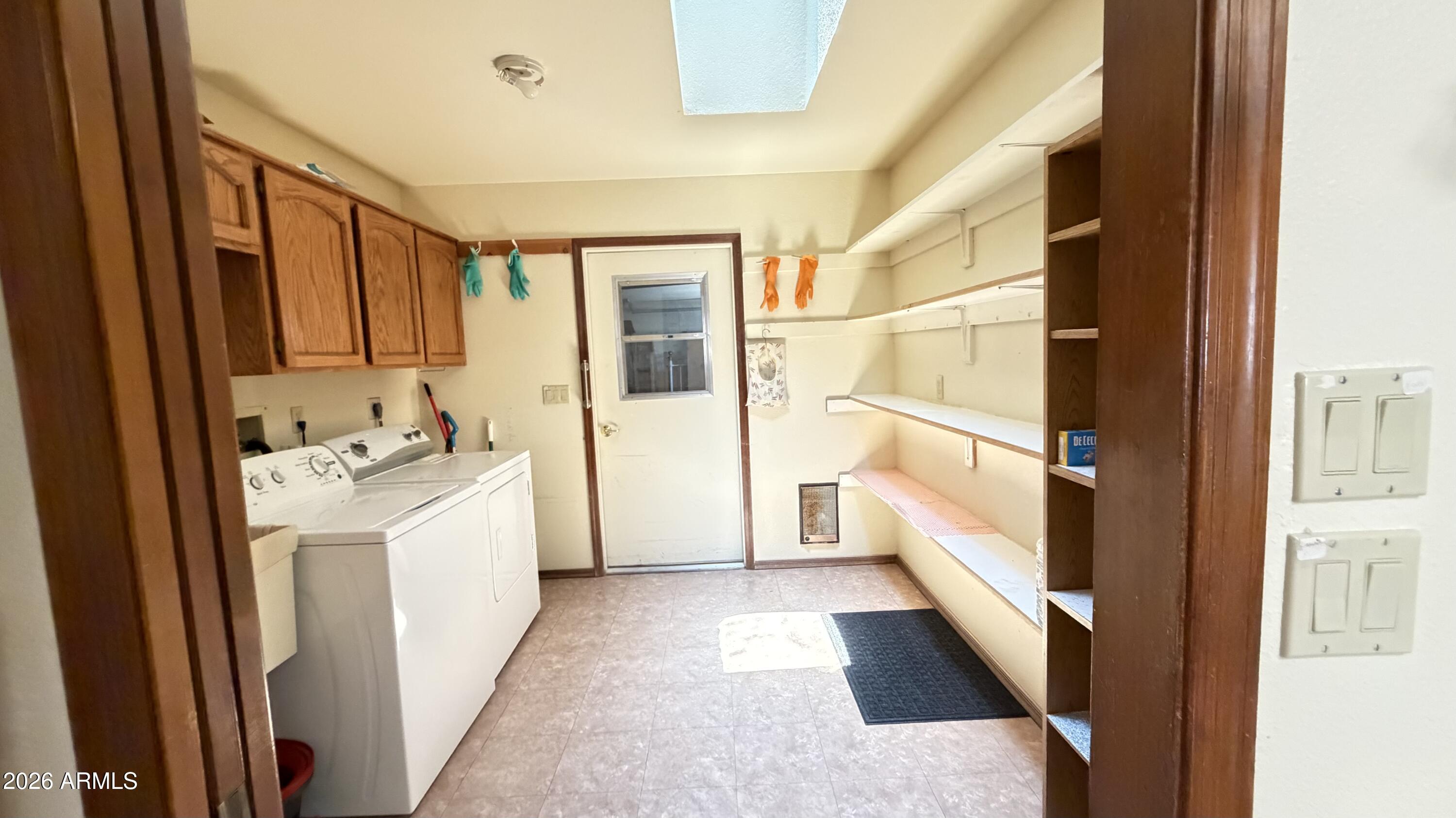 3765 East Montezuma Avenue Rimrock, AZ 86335 - Photo 29 of 31 Laundy room