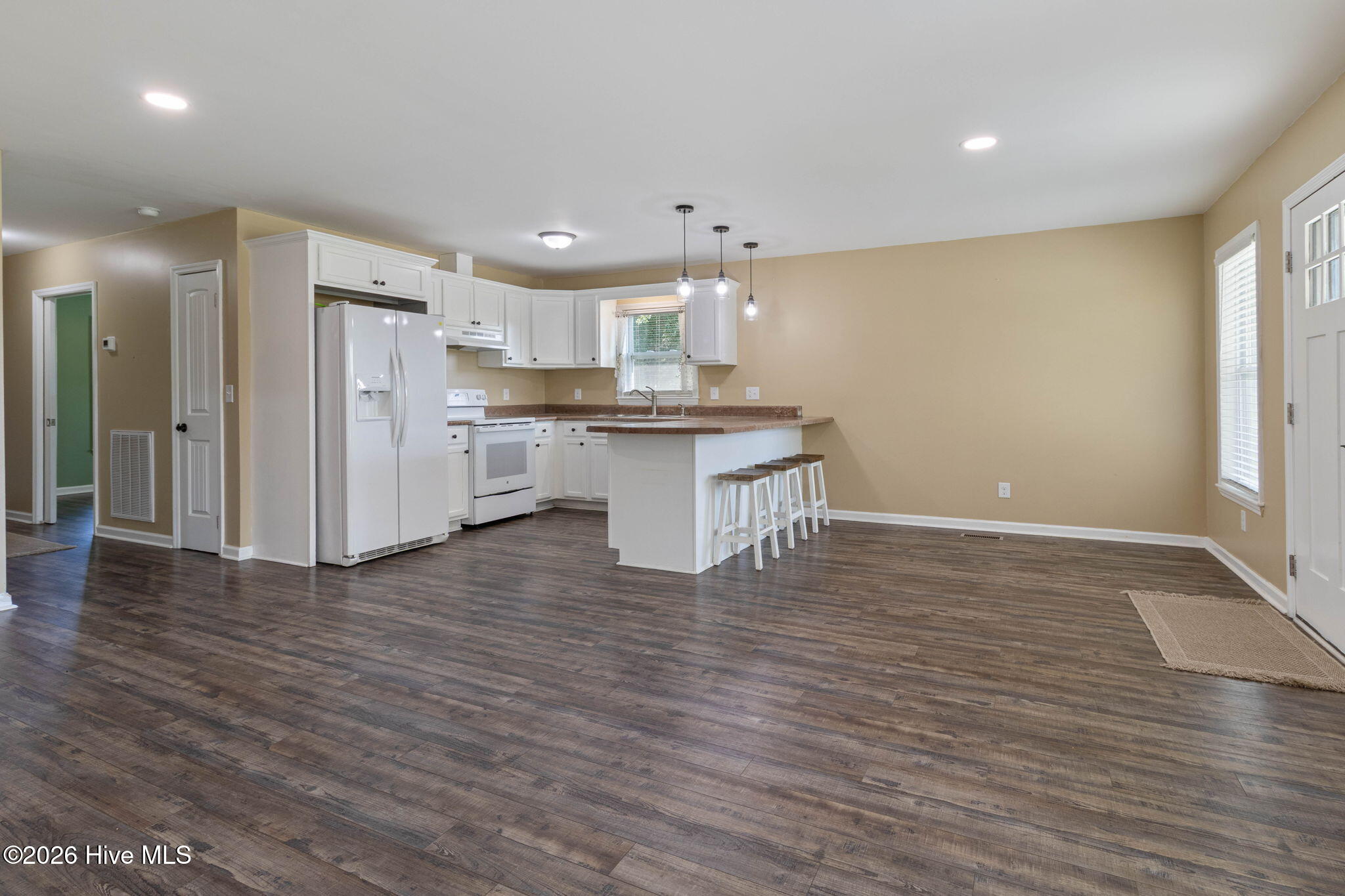 7390 Center Road Bladenboro, NC 28320 - Photo 11 of 32