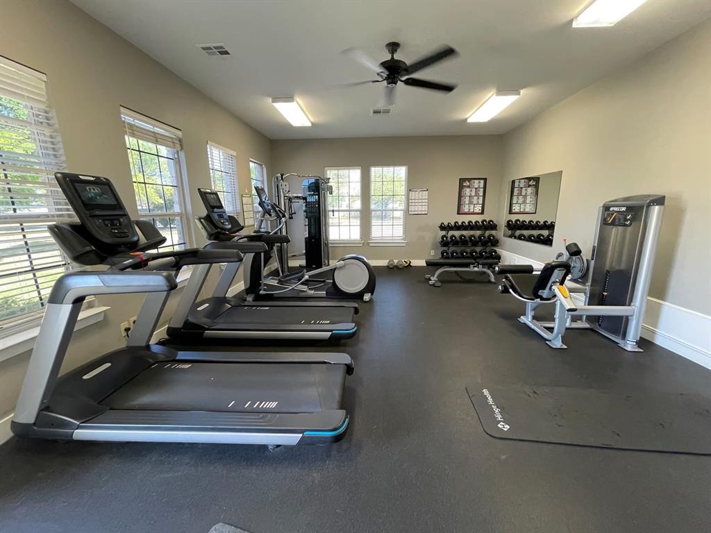 404 Calder Street Waco, TX 76712 - Photo 39 of 40 a view of a room with gym equipment